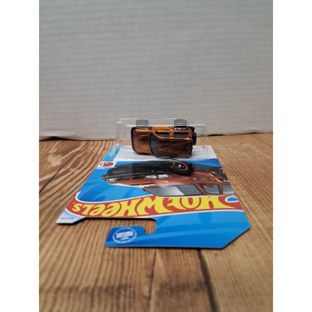 Hotwheels SUPER TREASURE HUNT  Mitsubishi Pajero Evolution HW J-Imports 8/10